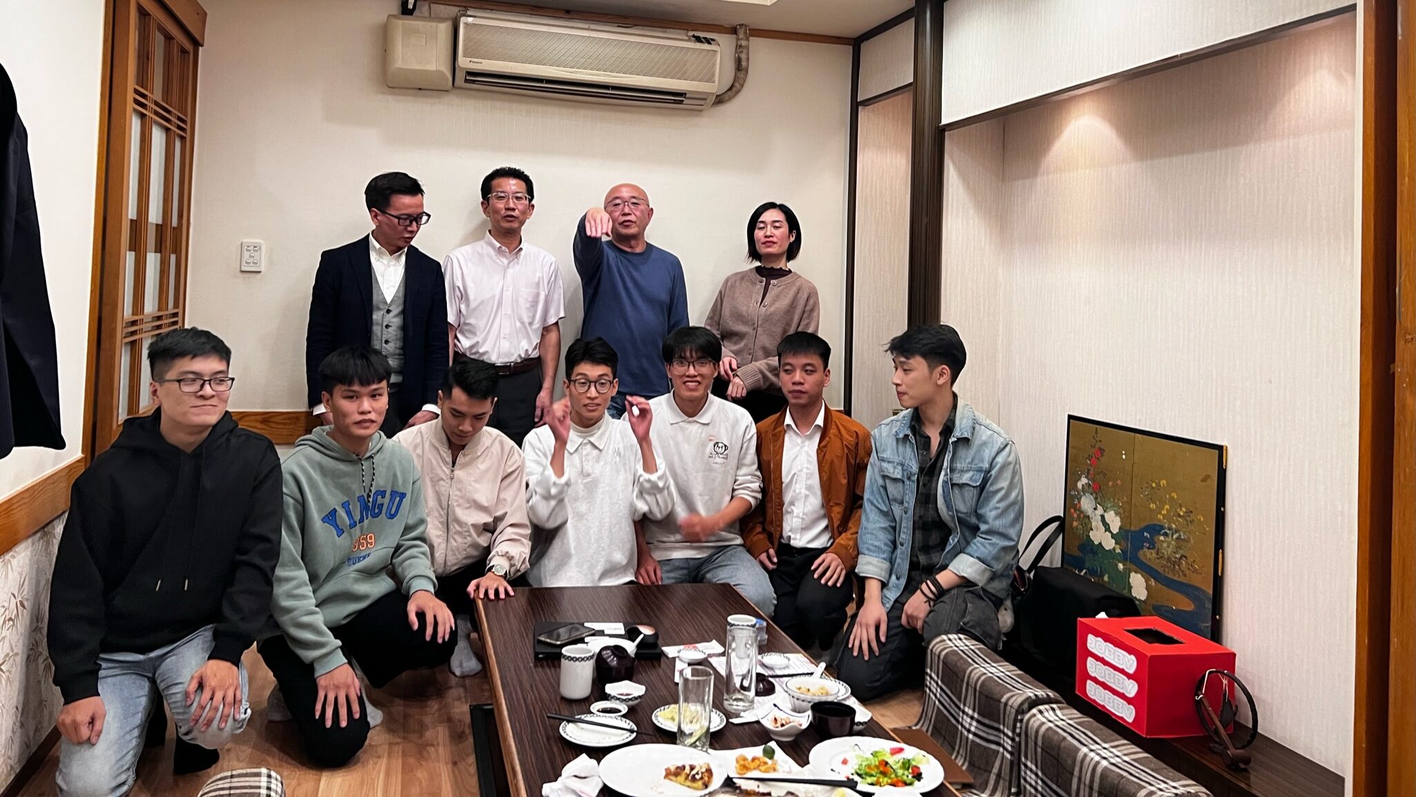 エクシオグループ代表者と第1回採用合格者との親睦会